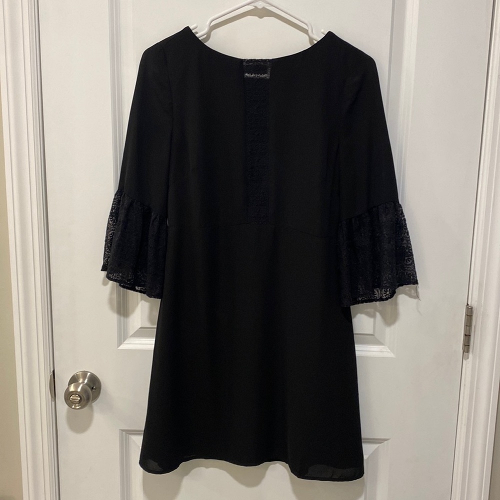 BB Dakota black lace dress